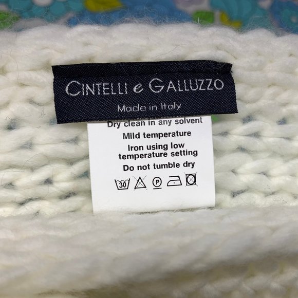 ##NWOT## Cintelli e Galluzzo Wool Blend Ivory Scarf - Picture 5 of 6